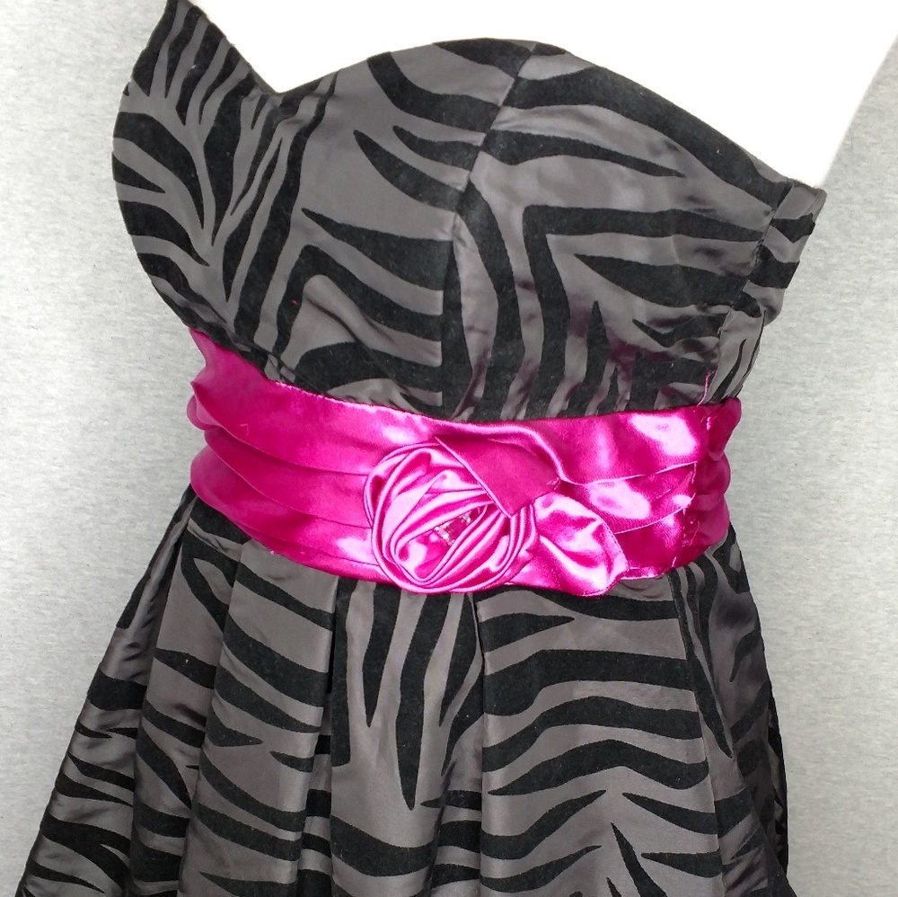 Textured black party dress